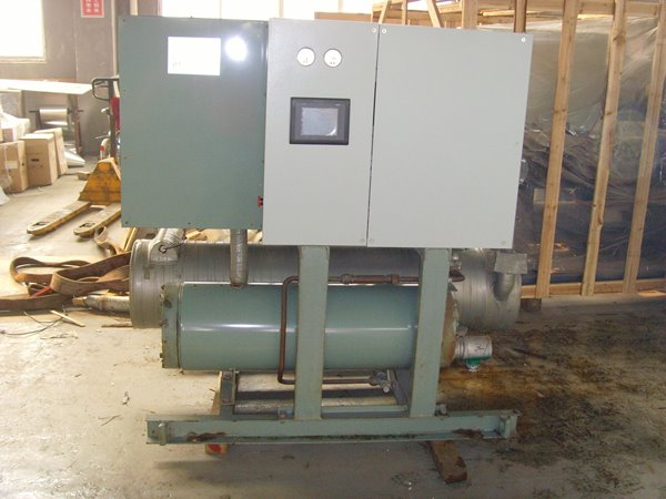 西区街道酒店中央空调不停机清洗方法介绍